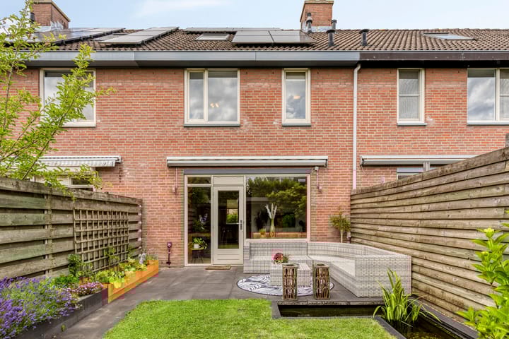 Foto 25 van Clemens van den Bergstraat 18