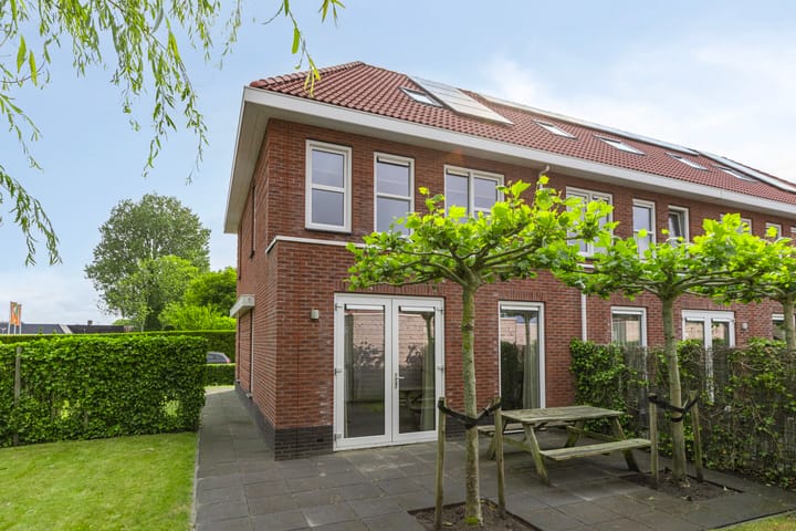 Photo 2 of De Pream 2