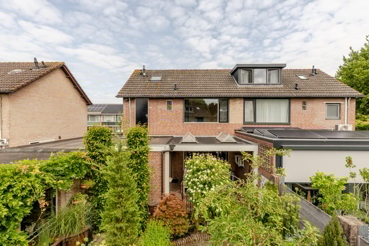 Foto 2 van Esdoornlaan 22