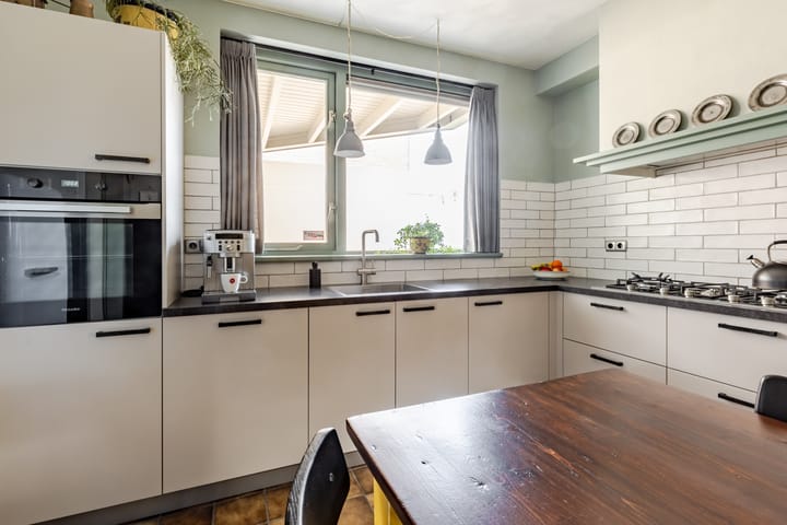 Foto 10 van Esdoornlaan 22