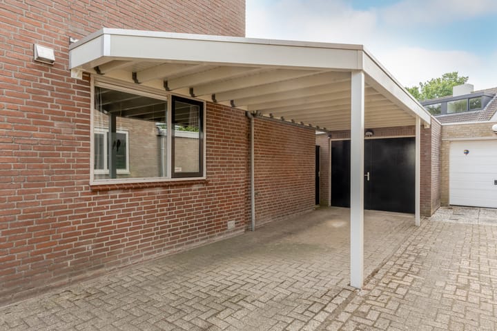 Foto 41 van Esdoornlaan 22