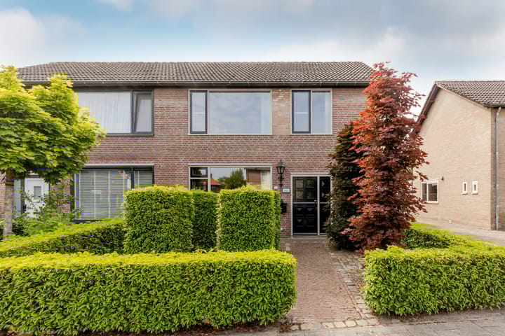 Foto 43 van Esdoornlaan 22