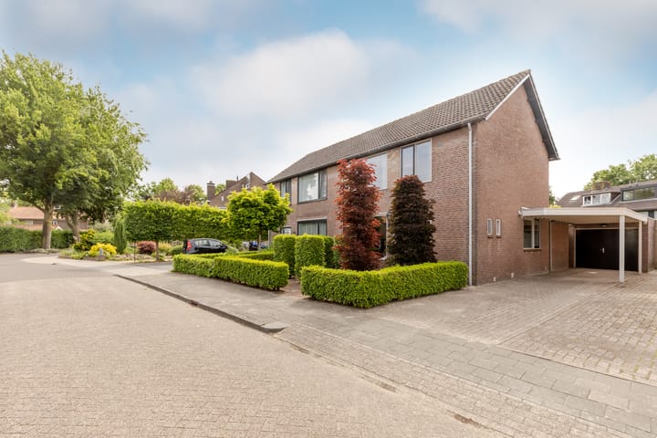 Foto 46 van Esdoornlaan 22