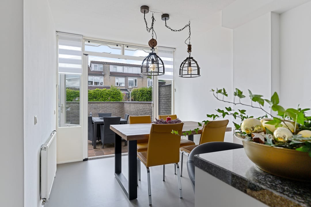 Photo 16 of Juckemastate 3