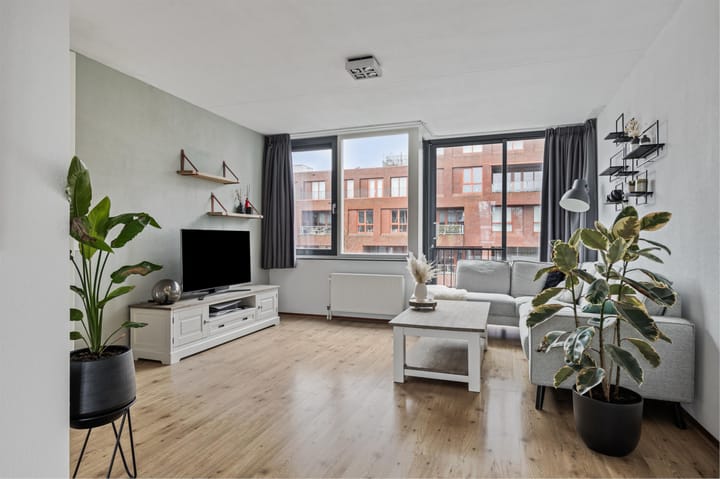 Foto 15 van Aronskelkstraat 151