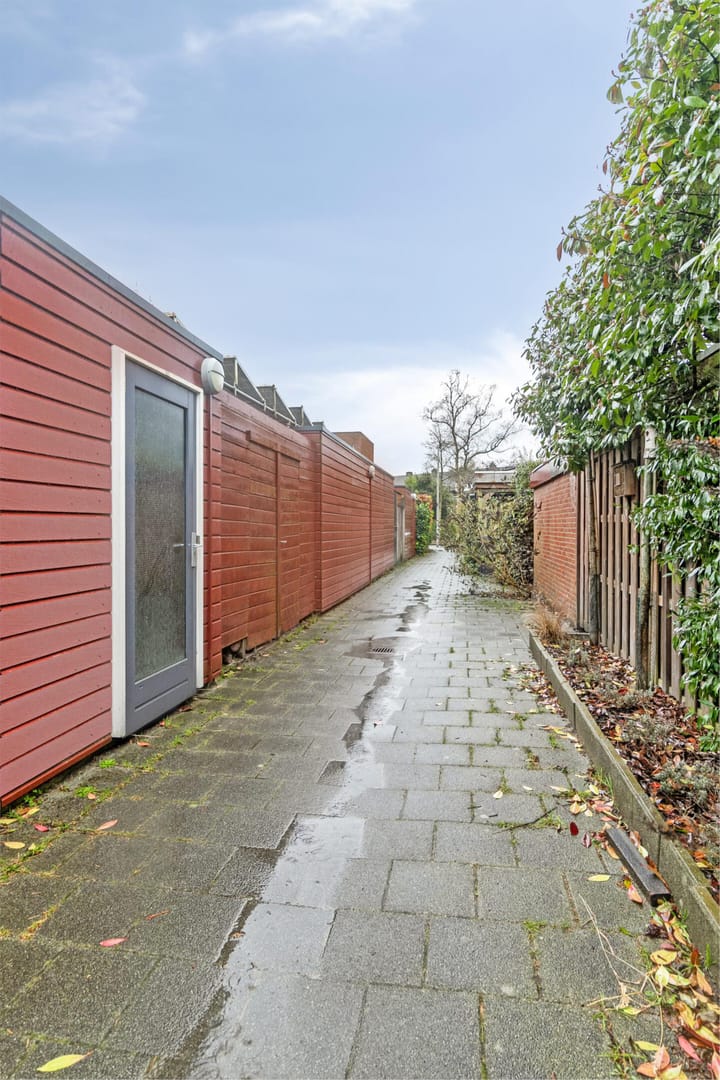 Foto 37 van Aronskelkstraat 151