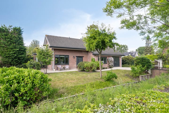 Van der Valk Boumanlaan 82