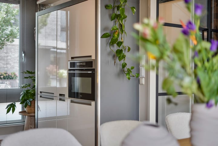 Foto 10 van Van Hoftenstraat 37