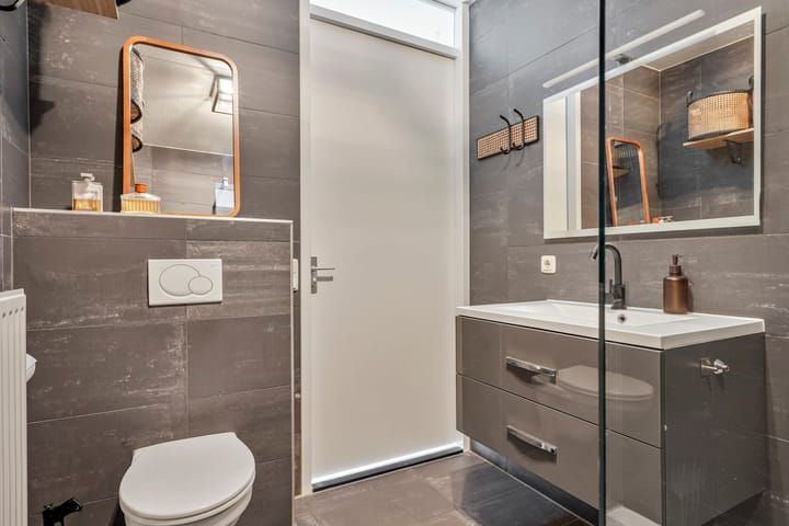 Foto 29 van Van Hoftenstraat 37