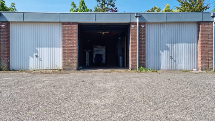 Foto 2 van Leeghwaterstraat