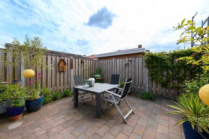 Foto 28 van Ir.Lelylaan 41