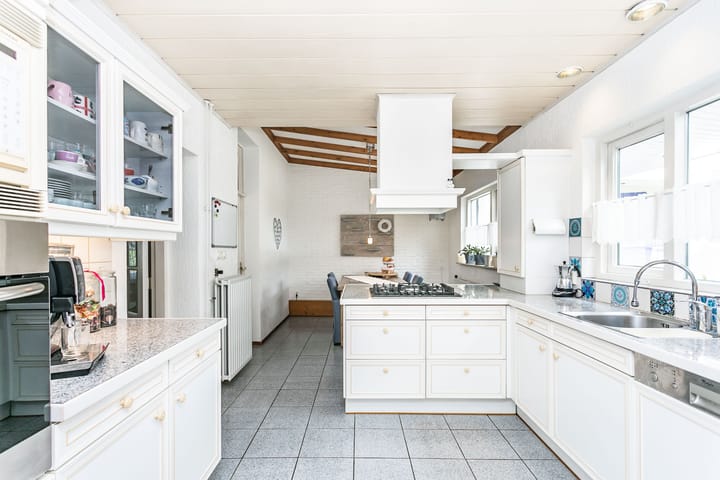 Foto 12 van Dorpstraat 8