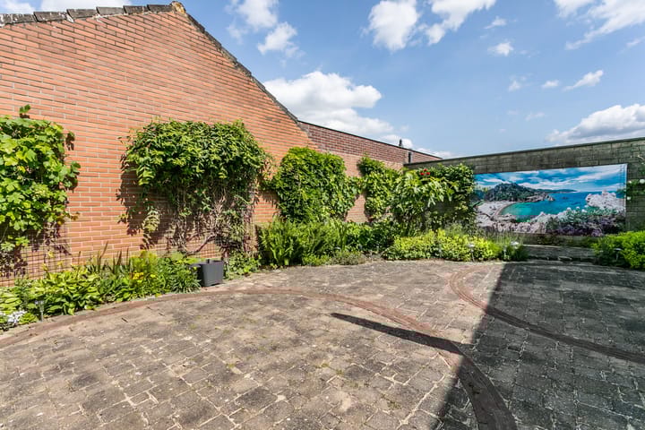 Foto 31 van Dorpstraat 8