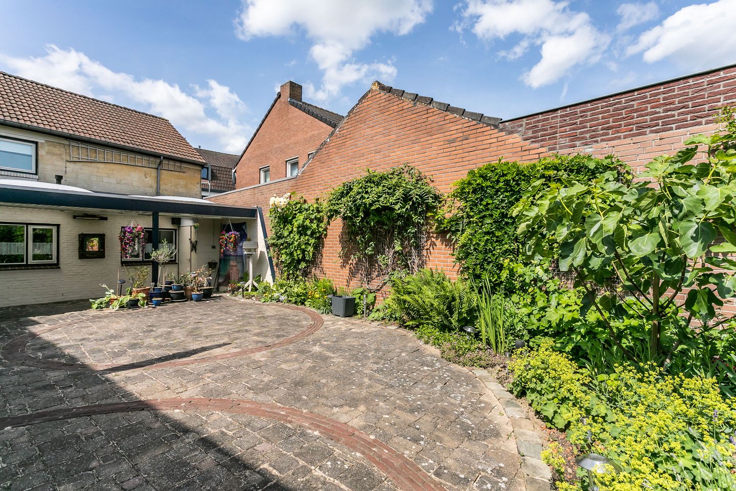 Foto 35 van Dorpstraat 8