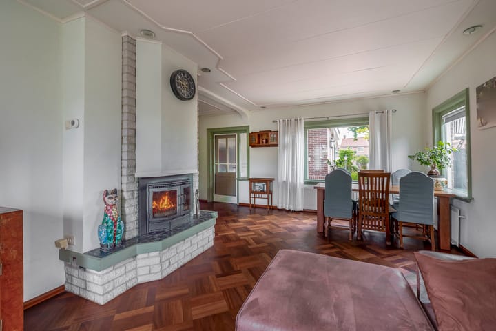 Foto 2 van Dorpsstraat 8