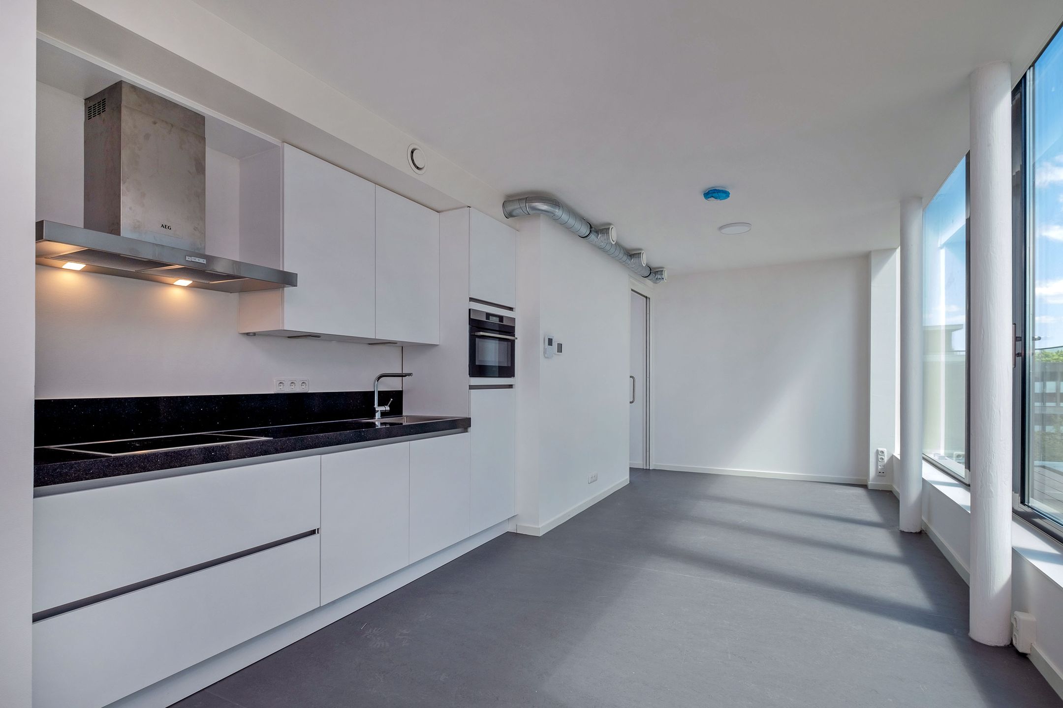 Photo 3 of Weeshuisgang 2-20