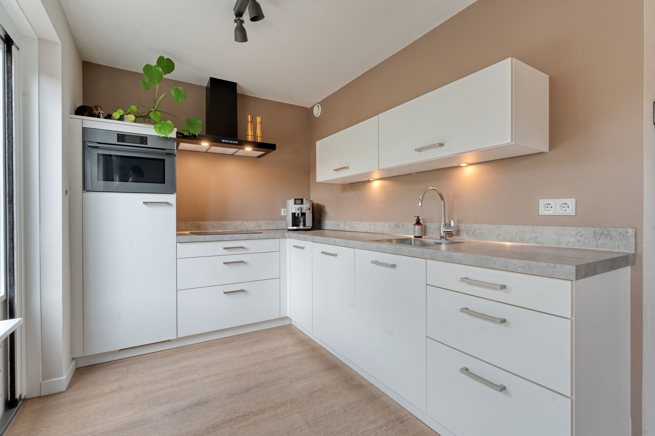 Foto 21 van Van Rechterenallee 56