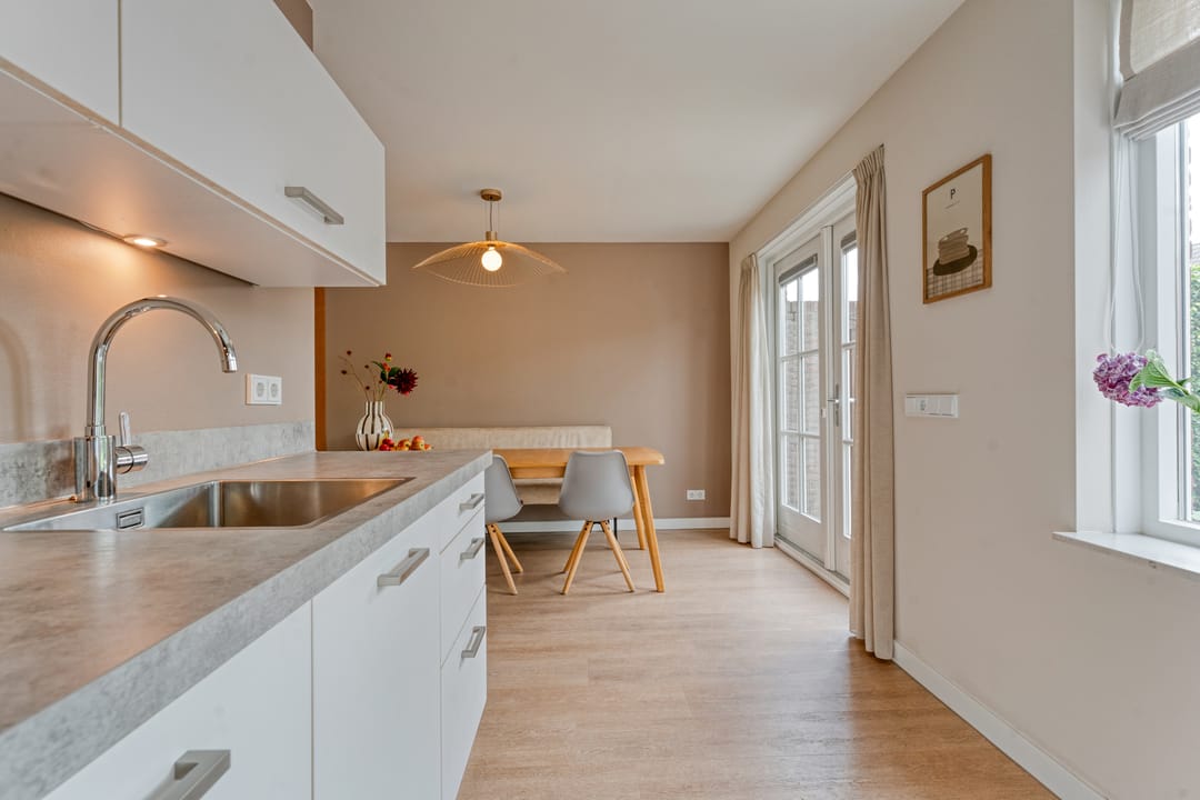 Foto 22 van Van Rechterenallee 56