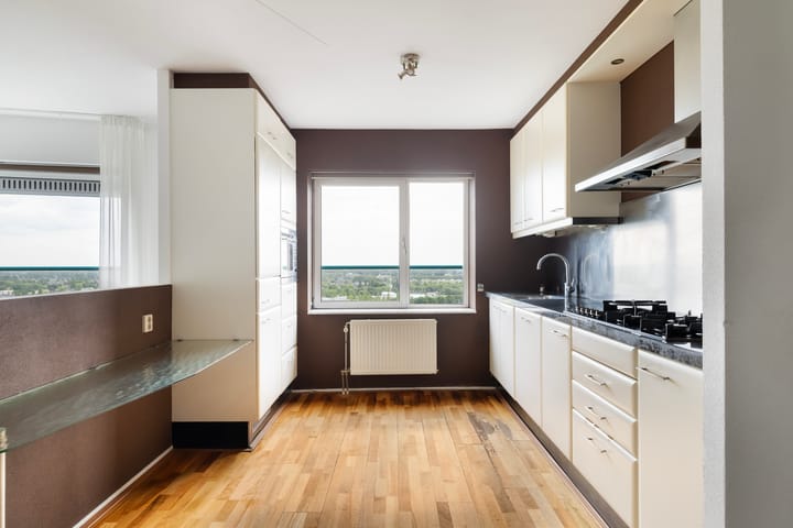 Foto 9 van Van Eesterenplein 329