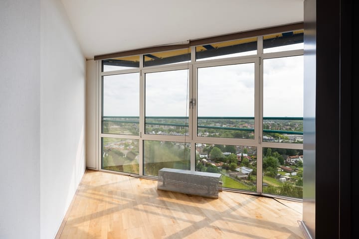 Foto 13 van Van Eesterenplein 329