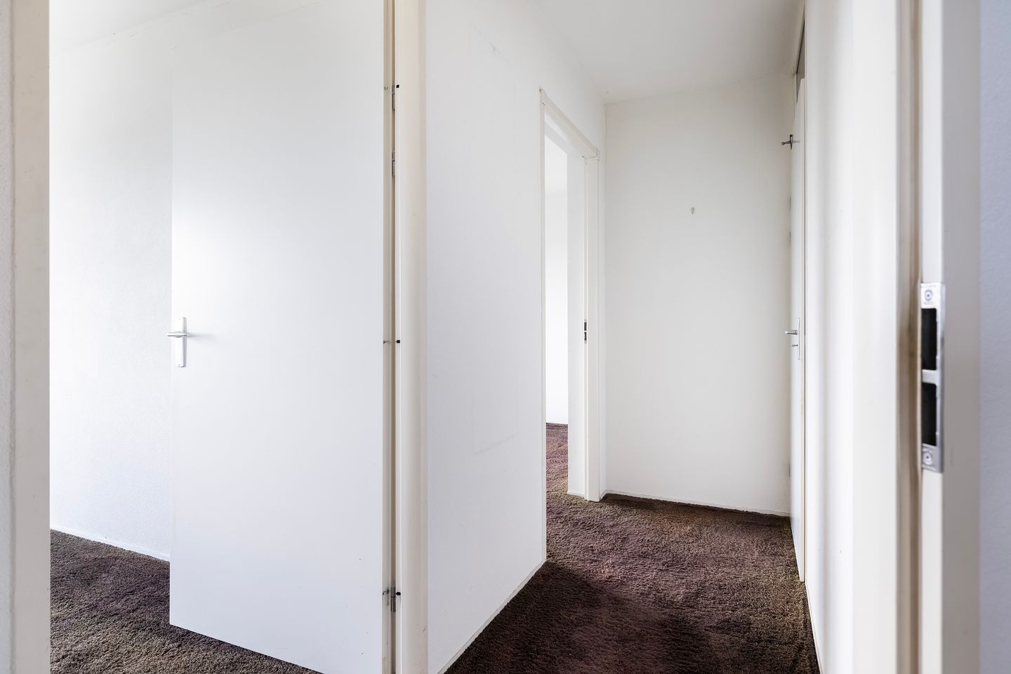 Foto 14 van Van Eesterenplein 329