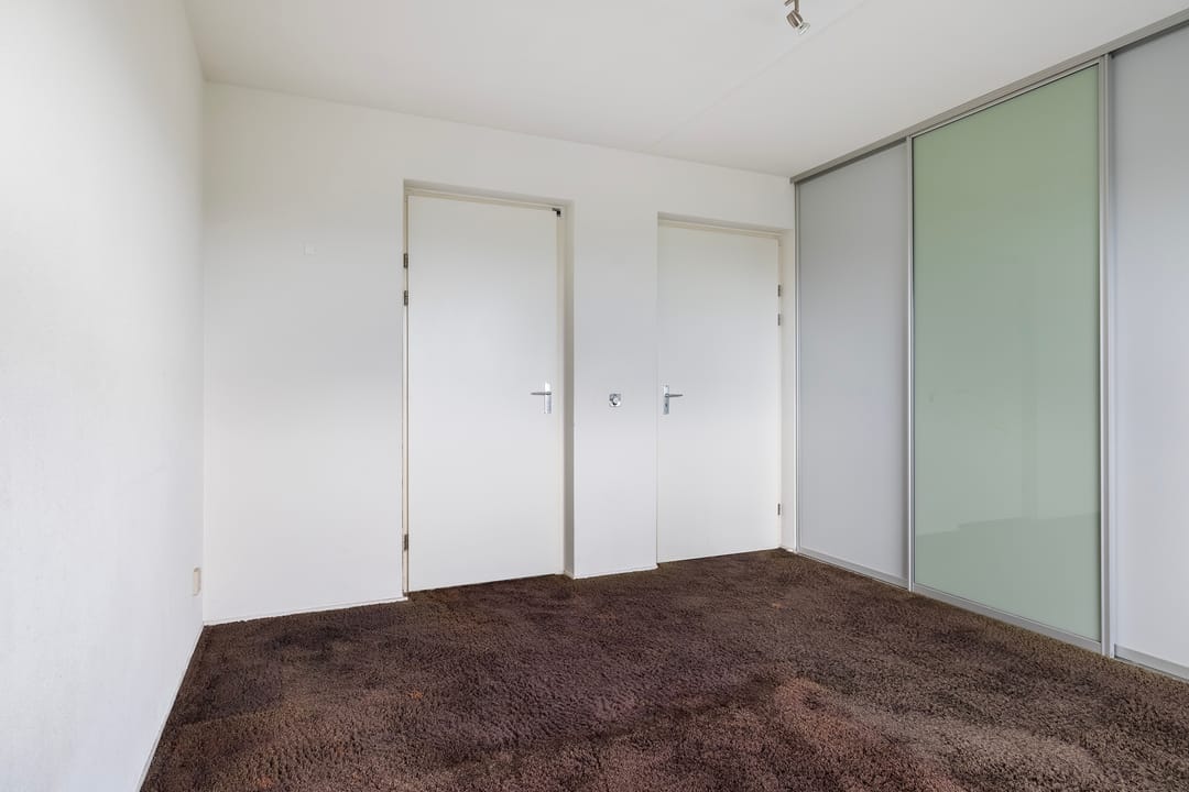 Foto 16 van Van Eesterenplein 329