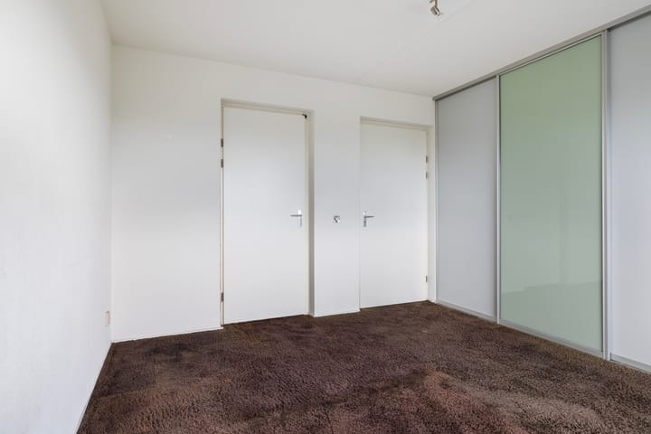 Foto 16 van Van Eesterenplein 329