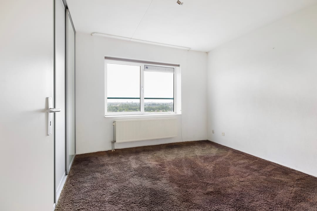 Foto 17 van Van Eesterenplein 329