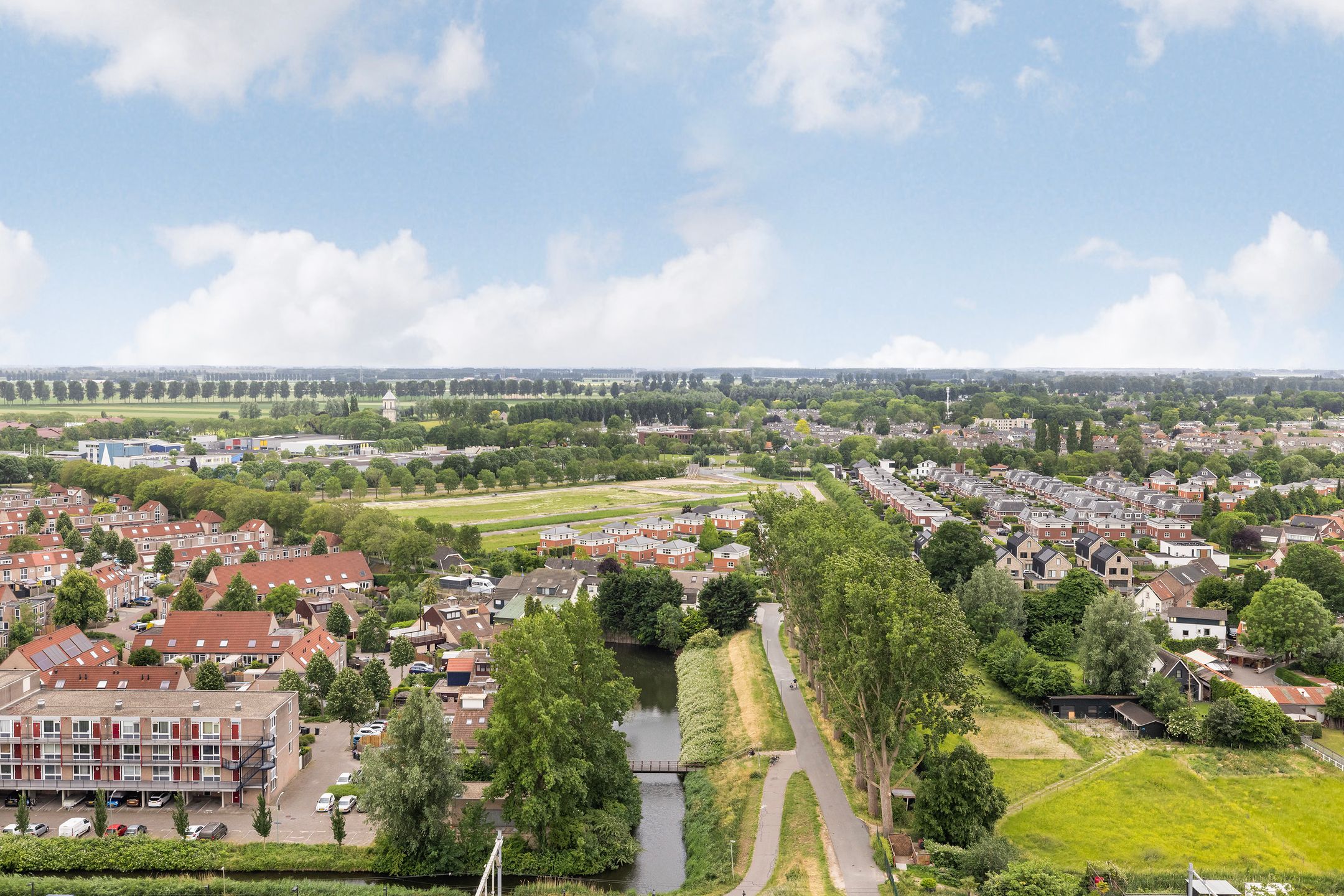 Foto 27 van Van Eesterenplein 329