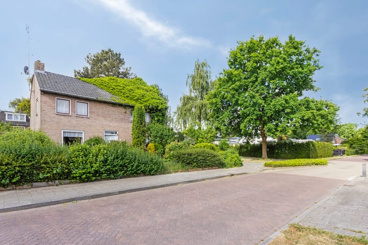 Photo 40 of Langstraat 73