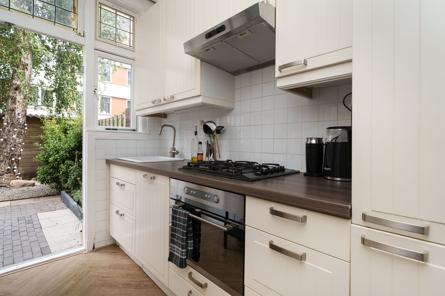 Photo 20 of Krekelstraat 11-C