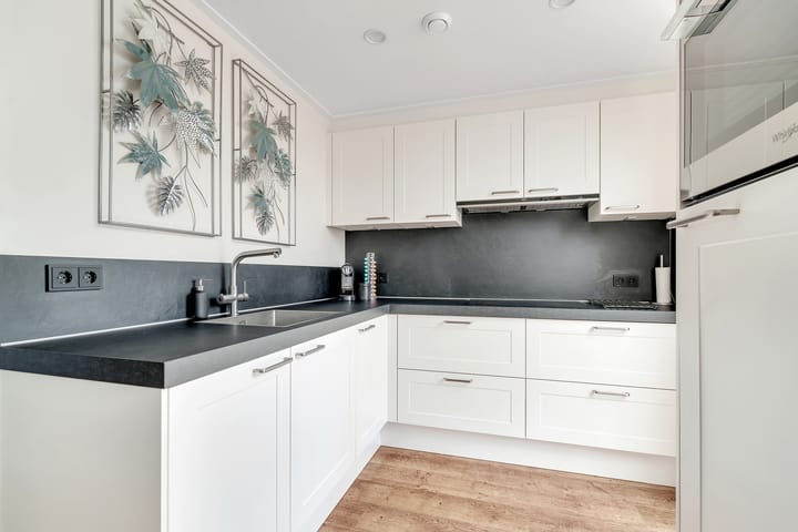 Foto 10 van Weegbree 15