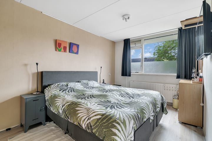 Foto 17 van Weegbree 15