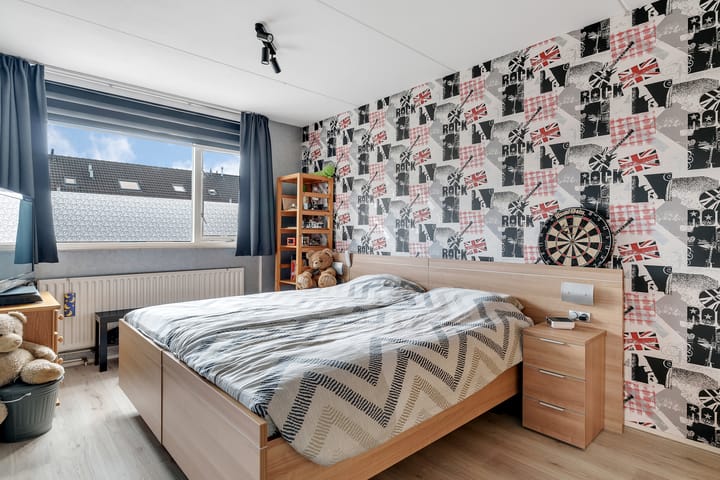 Foto 21 van Weegbree 15