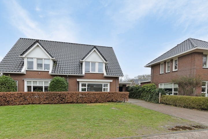 Foto 1 van Brandnetellaan 4