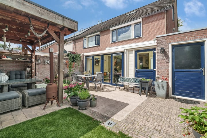 Foto 27 van Weegbree 15