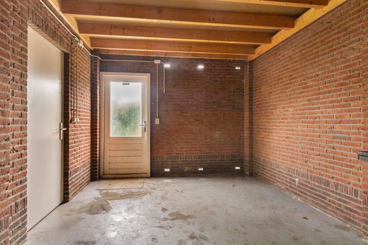 Foto 11 van Brandnetellaan 4