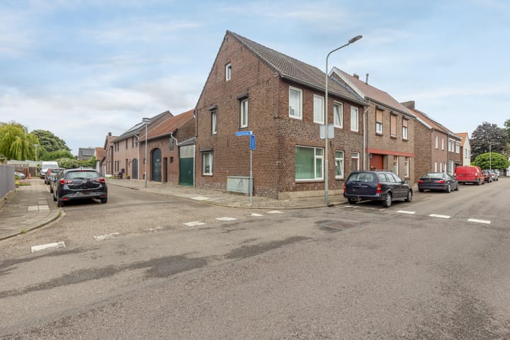 Photo 2 of Millenerpoort 5