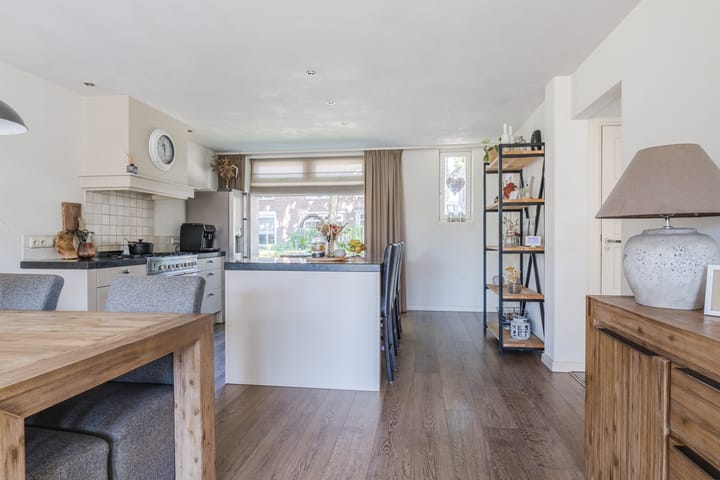 Photo 10 of Meester Schrauwenstraat 9