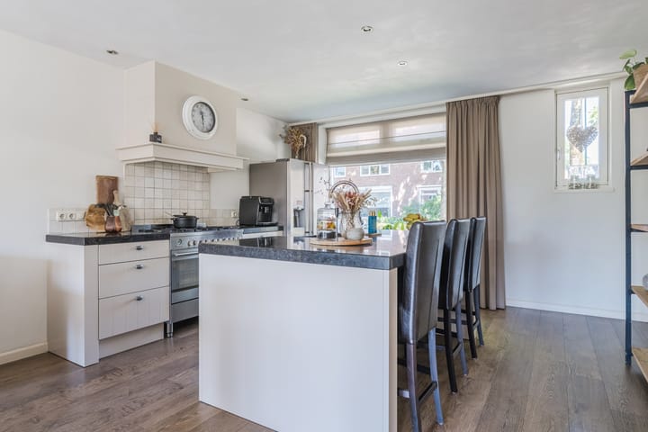 Photo 11 of Meester Schrauwenstraat 9