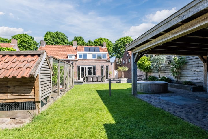 Photo 21 of Meester Schrauwenstraat 9