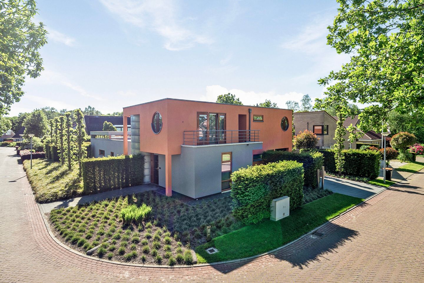 Photo 1 of Draagsteen 8