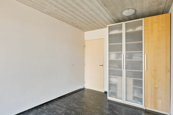 Photo 38 of Draagsteen 8