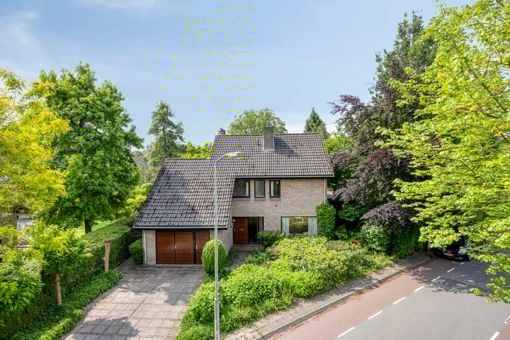 Foto 1 van Poolsterlaan 1