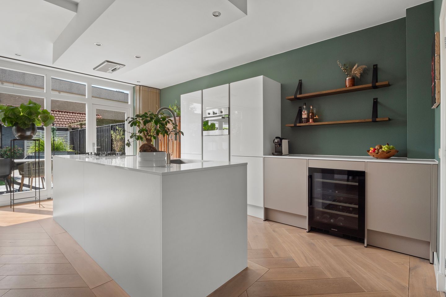 Foto 10 van Maarten Trompstraat 21