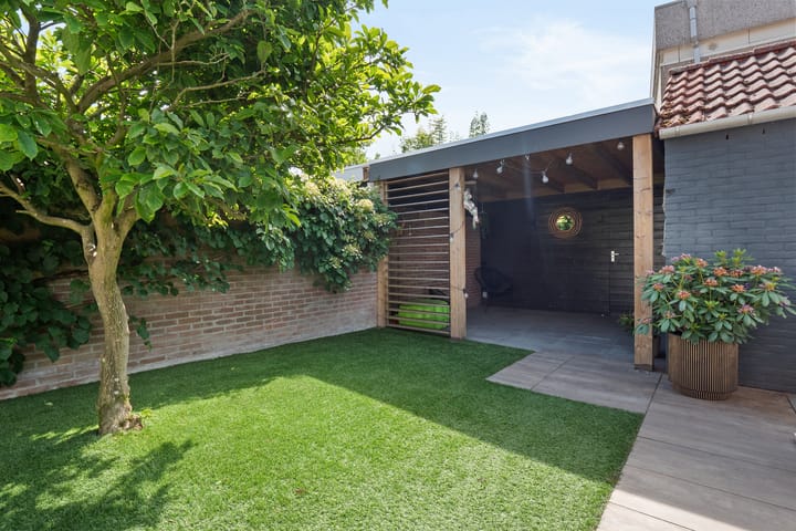 Foto 29 van Maarten Trompstraat 21