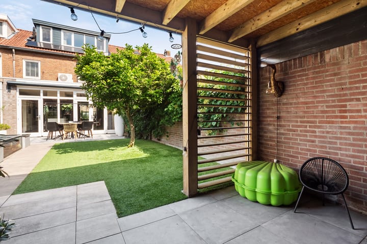 Foto 32 van Maarten Trompstraat 21