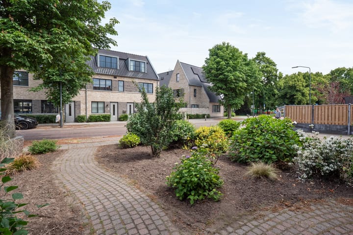 Foto 35 van Maarten Trompstraat 21