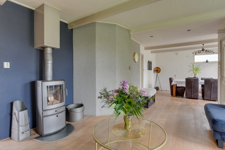 Foto 10 van Middenweg 413