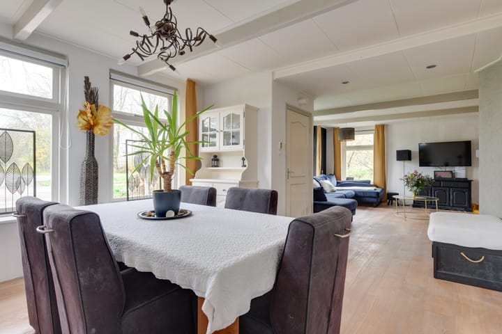 Foto 13 van Middenweg 413